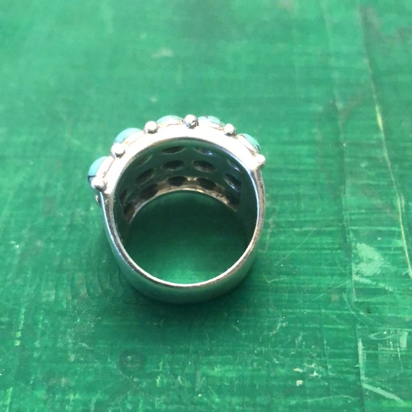 Turquoise and silver ring - Picture 3 of 6